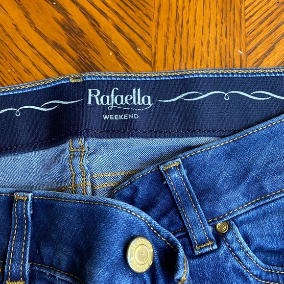 Straight Blue Jeans - Picture 4 of 6